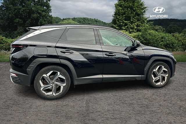 Hyundai TUCSON 1.6 TGDi Plug-in Hybrid Ultimate 5dr 4WD Auto Black
