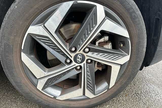 Hyundai TUCSON 1.6 TGDi Plug-in Hybrid Ultimate 5dr 4WD Auto Black