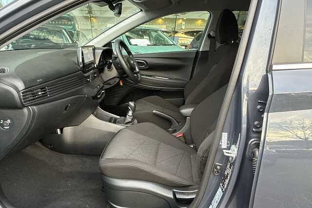 Hyundai Bayon T-GDI PREMIUM MHEV