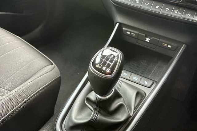 Hyundai Bayon T-GDI PREMIUM MHEV