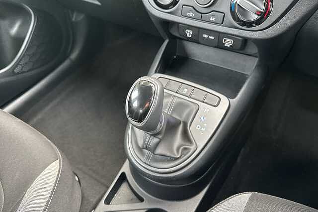 Hyundai I10 ADVANCE Grey