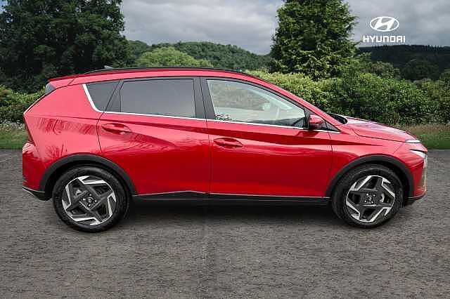 Hyundai BAYON T-GDI ULTIMATE Dragon Red