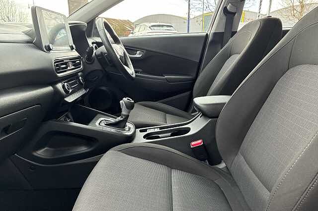 Hyundai KONA GDI SE CONNECT Black