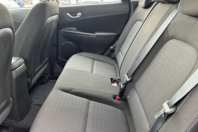 Hyundai KONA GDI SE CONNECT Black
