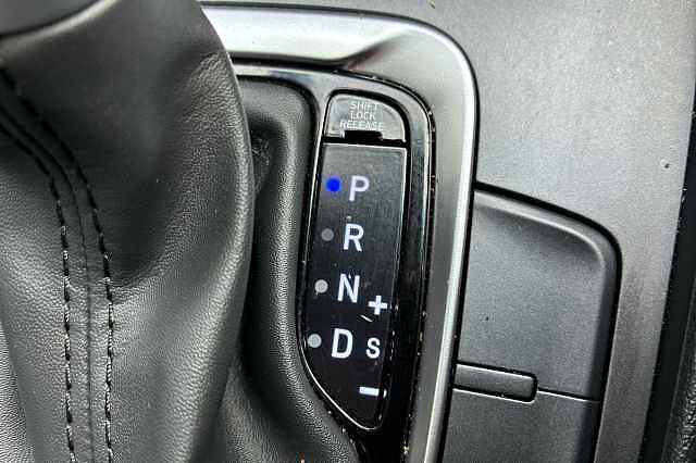 Hyundai KONA GDI SE CONNECT Black