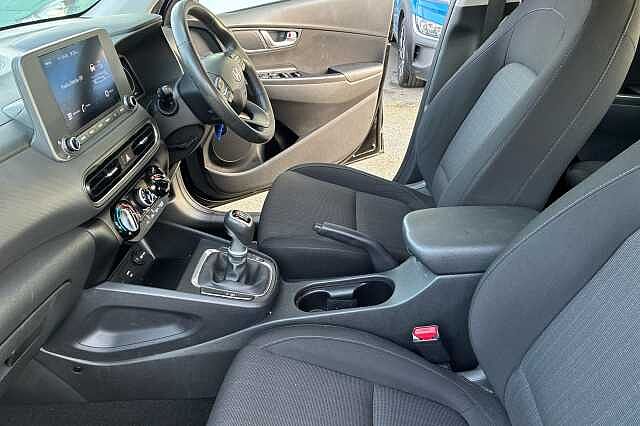 Hyundai KONA T-GDI SE CONNECT MHEV Black