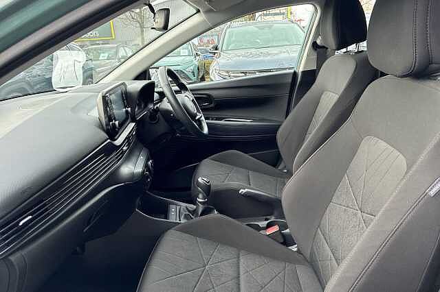 Hyundai Bayon T-GDI SE CONNECT MHEV