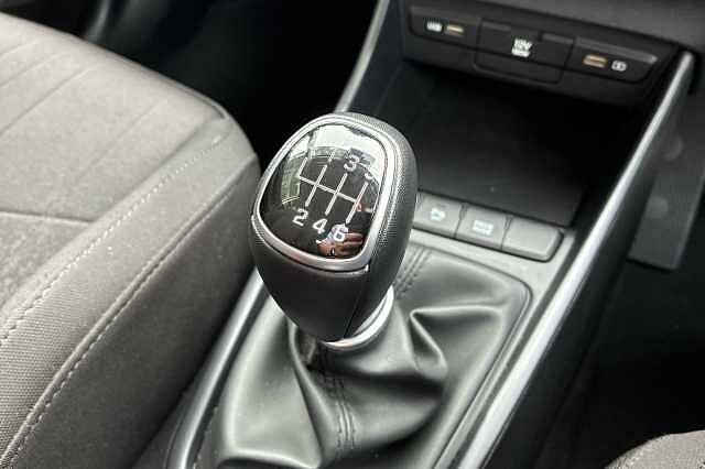 Hyundai Bayon T-GDI SE CONNECT MHEV