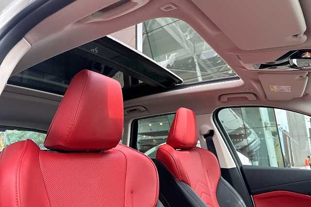 BMW X1 SDRIVE 20I XLINE White