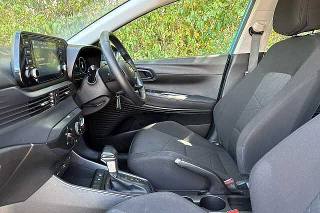 Hyundai Bayon T-GDI SE CONNECT DCT MHEV