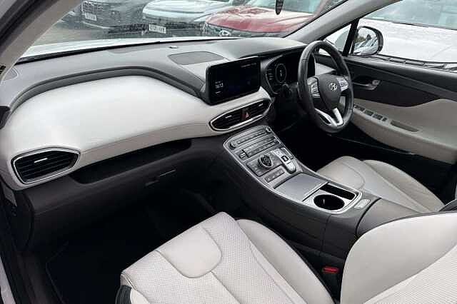 Hyundai Santa Fe 1.6 TGDi Plug-in Hybrid Ultimate 5dr 4WD Auto